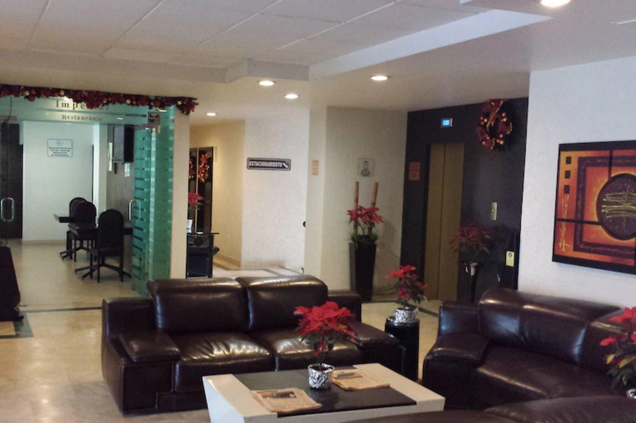 Hotel Real Del Sol - Zona Expo Industrial غوادالاجارا المظهر الخارجي الصورة