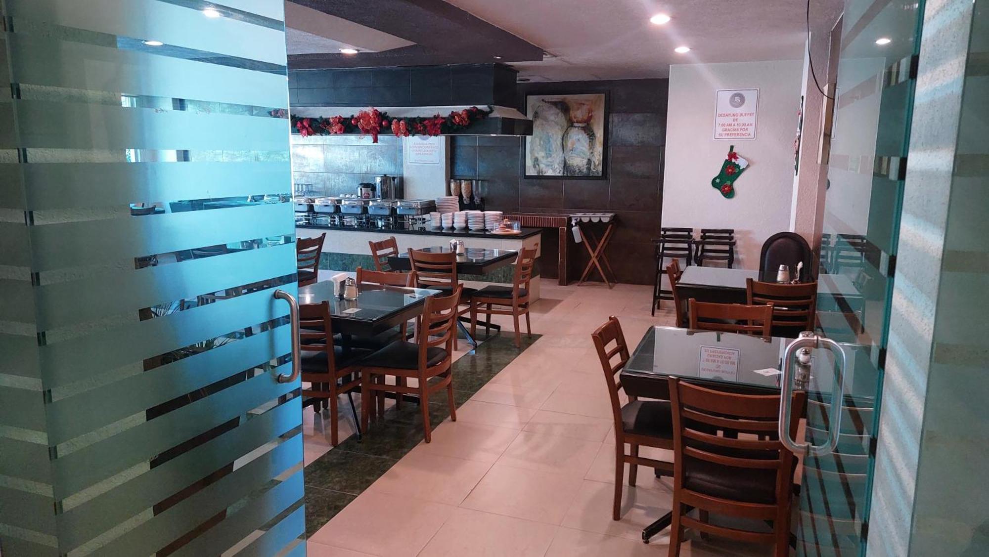 Hotel Real Del Sol - Zona Expo Industrial غوادالاجارا المظهر الخارجي الصورة