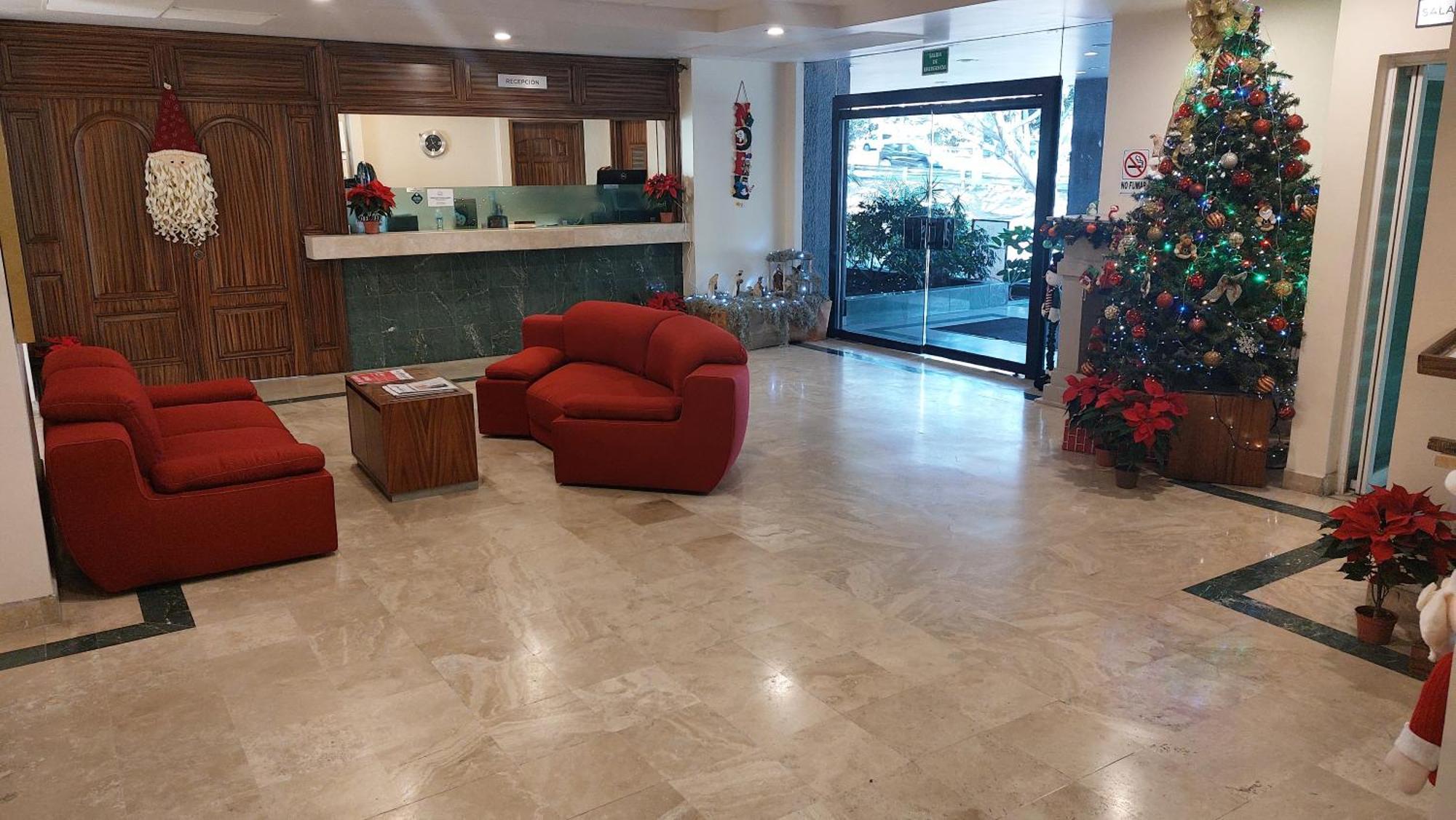 Hotel Real Del Sol - Zona Expo Industrial غوادالاجارا المظهر الخارجي الصورة