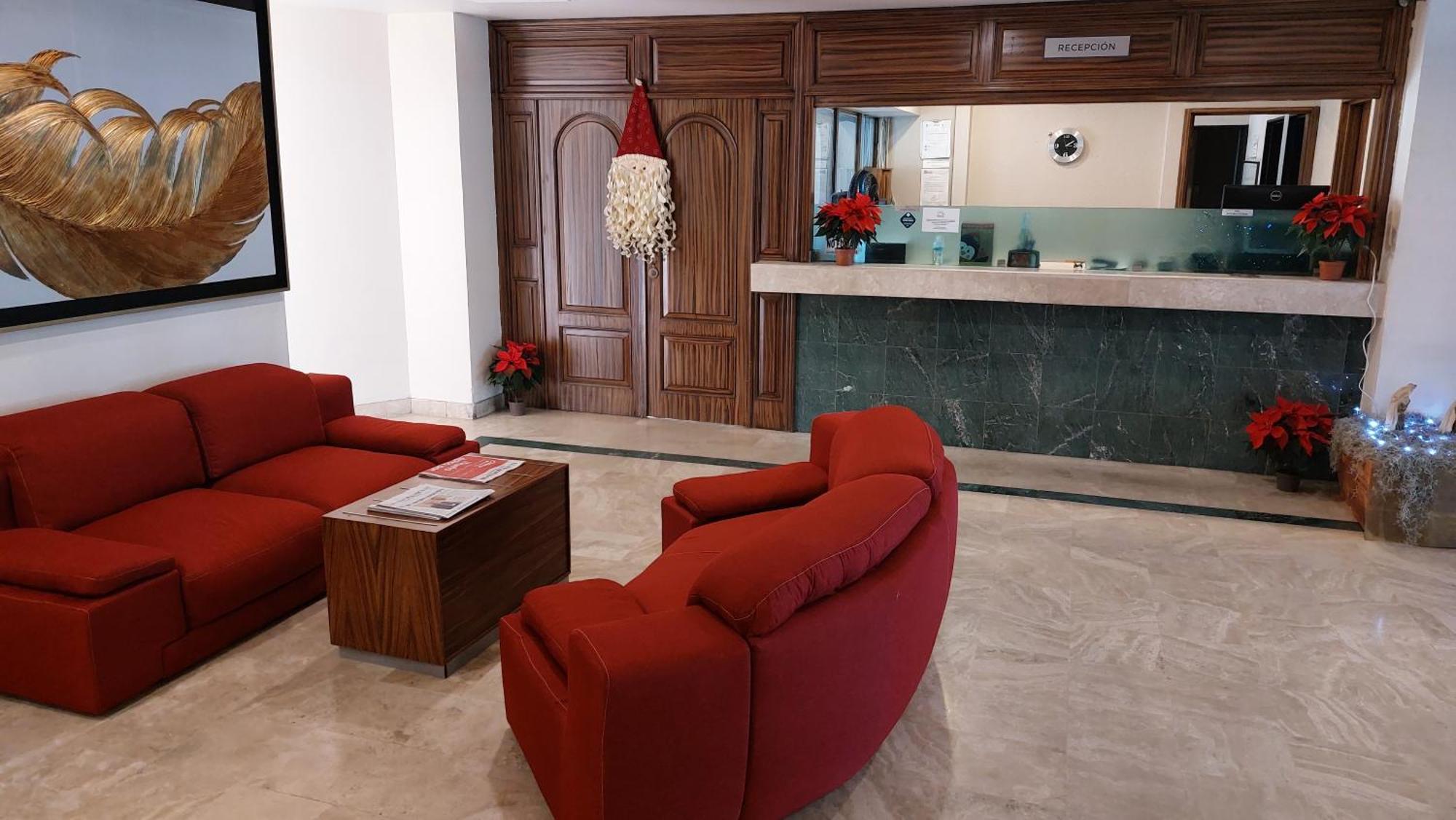 Hotel Real Del Sol - Zona Expo Industrial غوادالاجارا المظهر الخارجي الصورة