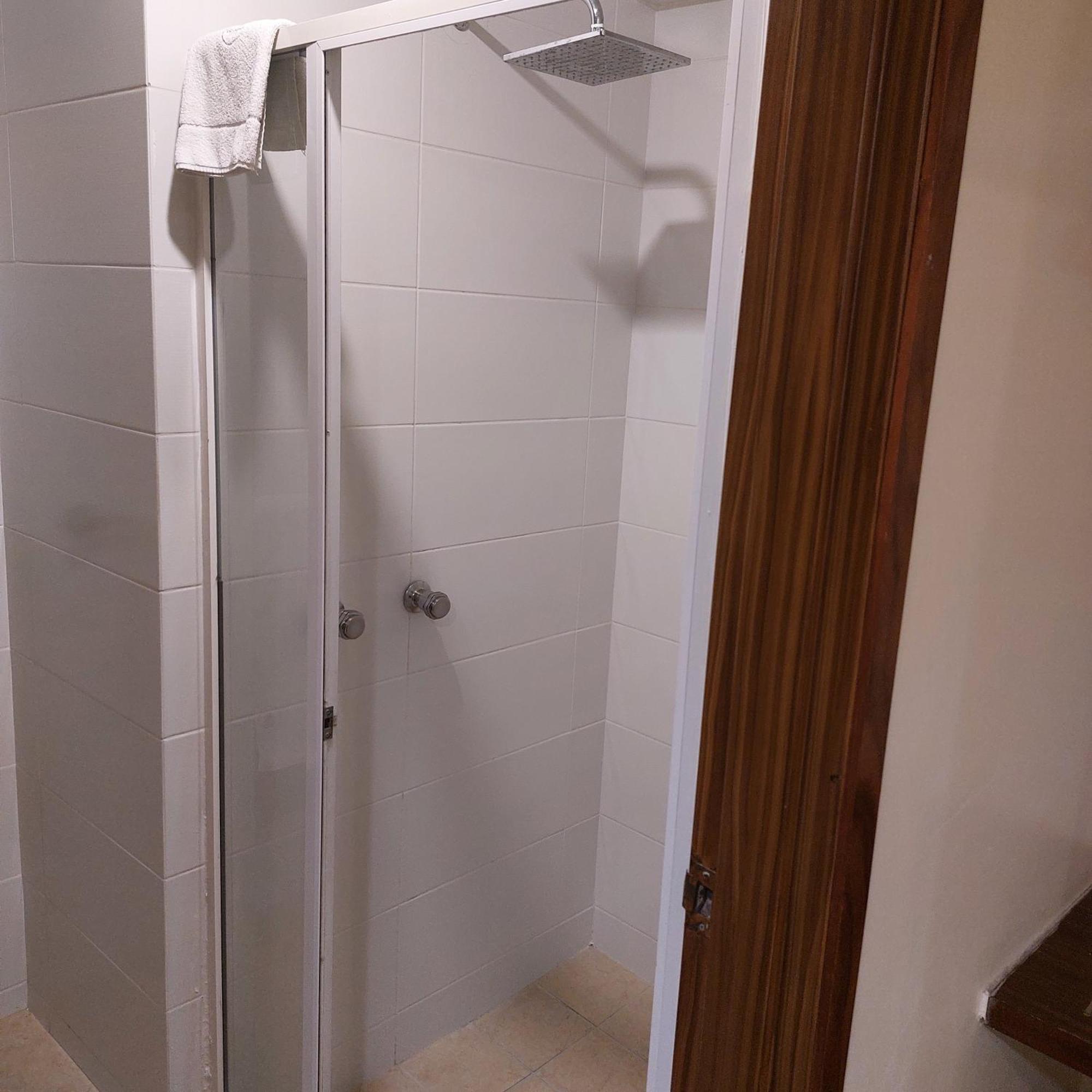 Hotel Real Del Sol - Zona Expo Industrial غوادالاجارا المظهر الخارجي الصورة