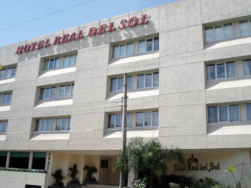 Hotel Real Del Sol - Zona Expo Industrial غوادالاجارا المظهر الخارجي الصورة
